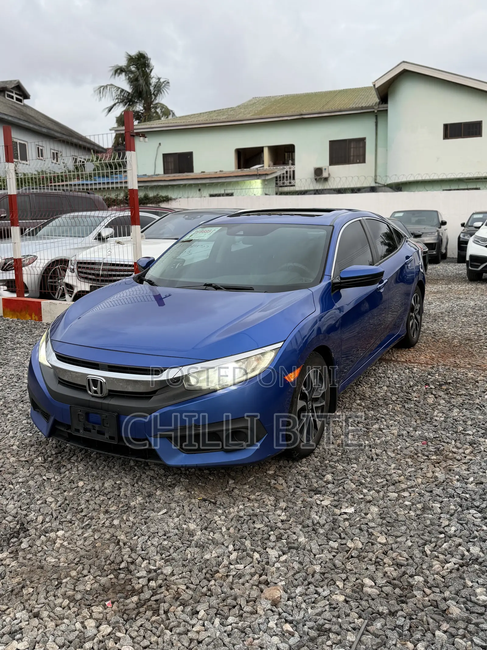 Honda Civic EX 4dr Sedan (2.0L 4cyl) 2017 Blue