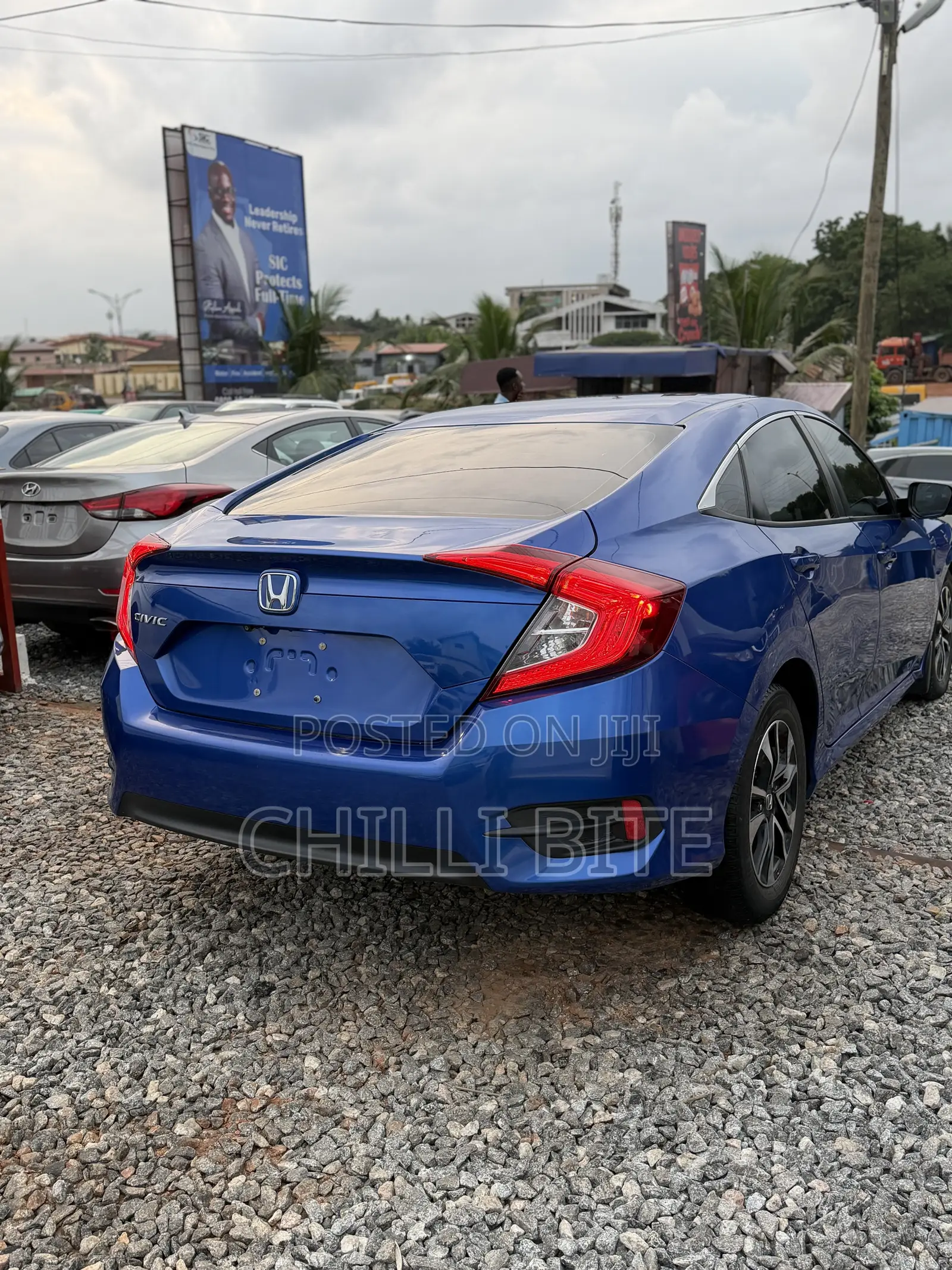 Honda Civic EX 4dr Sedan (2.0L 4cyl) 2017 Blue