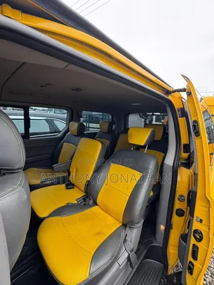 Hyundai Starex 2017 Yellow
