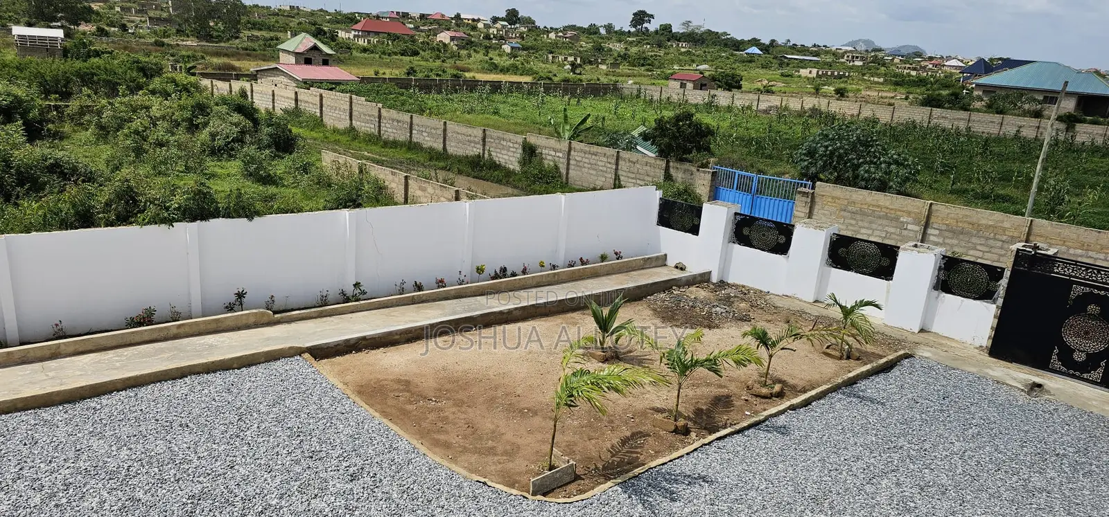 7bdrm Mansion in Awutu Senya East Municipal for sale