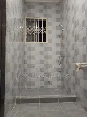 7bdrm Mansion in Awutu Senya East Municipal for sale