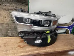 Dodge Ram 1500 2022 Headlight LED