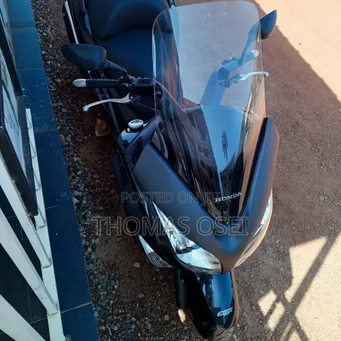 Honda 2016 Black