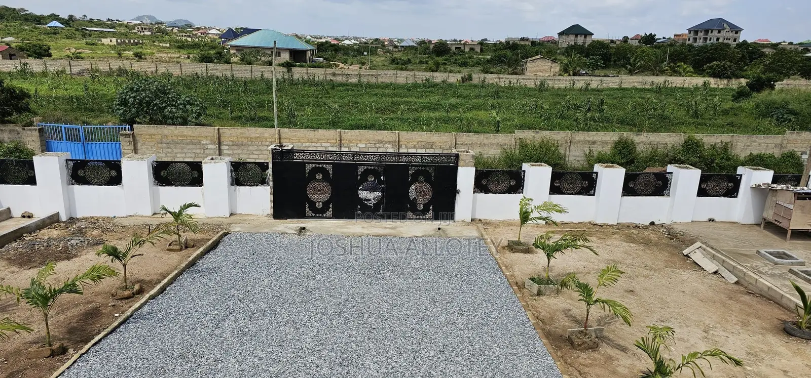 7bdrm Mansion in Awutu Senya East Municipal for sale
