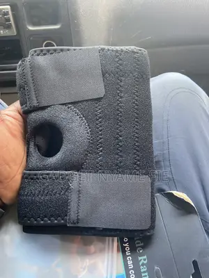 Adjustable Knee Support Brace (Fits All Leg Sizes)