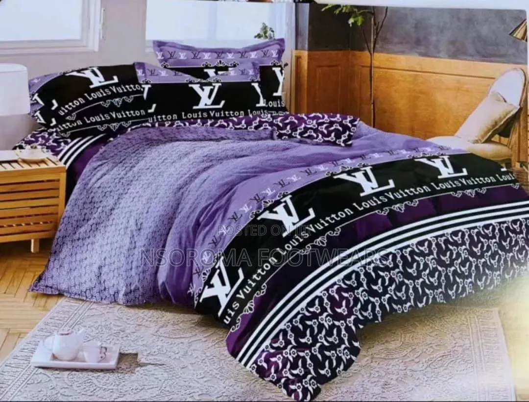 King Size Bedsheets Set With 4 Pillowcases – Premium Quality