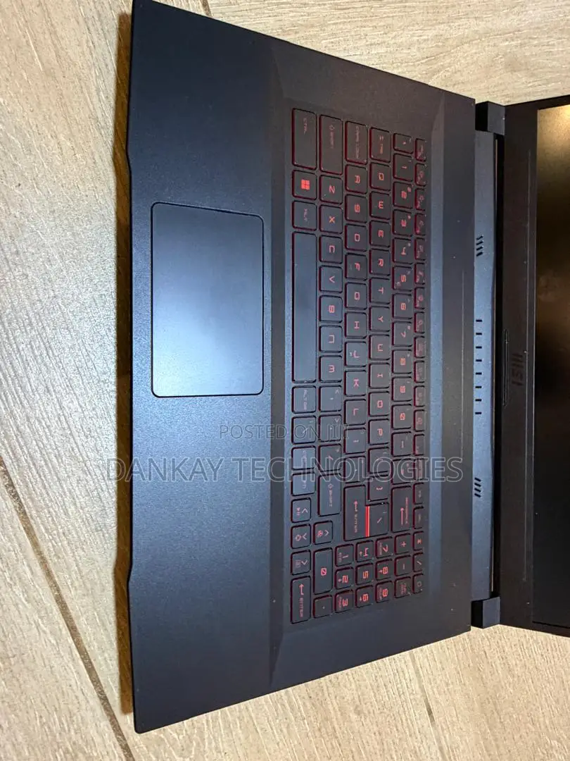 Laptop MSI Katana GF76 16GB Intel Core i7 SSD 512GB