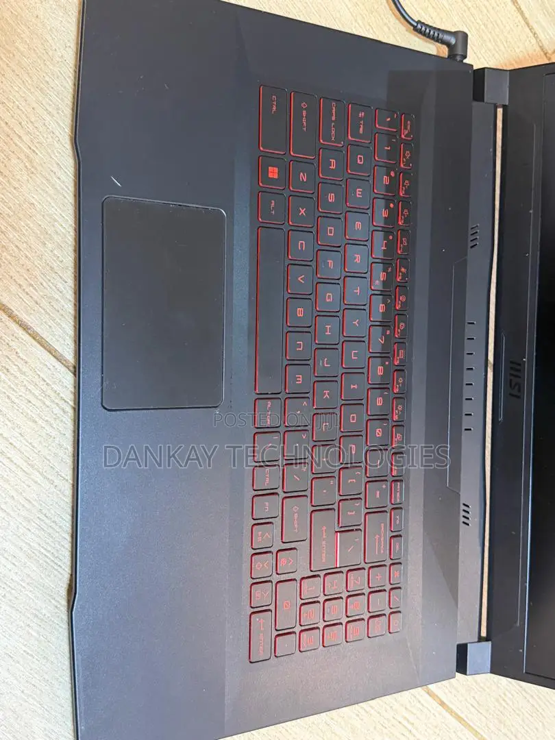 Laptop MSI Katana GF76 16GB Intel Core i7 SSD 512GB