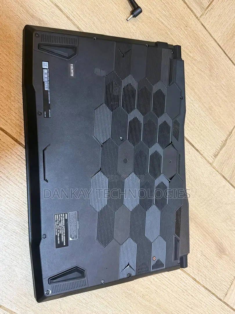 Laptop MSI Katana GF76 16GB Intel Core i7 SSD 512GB
