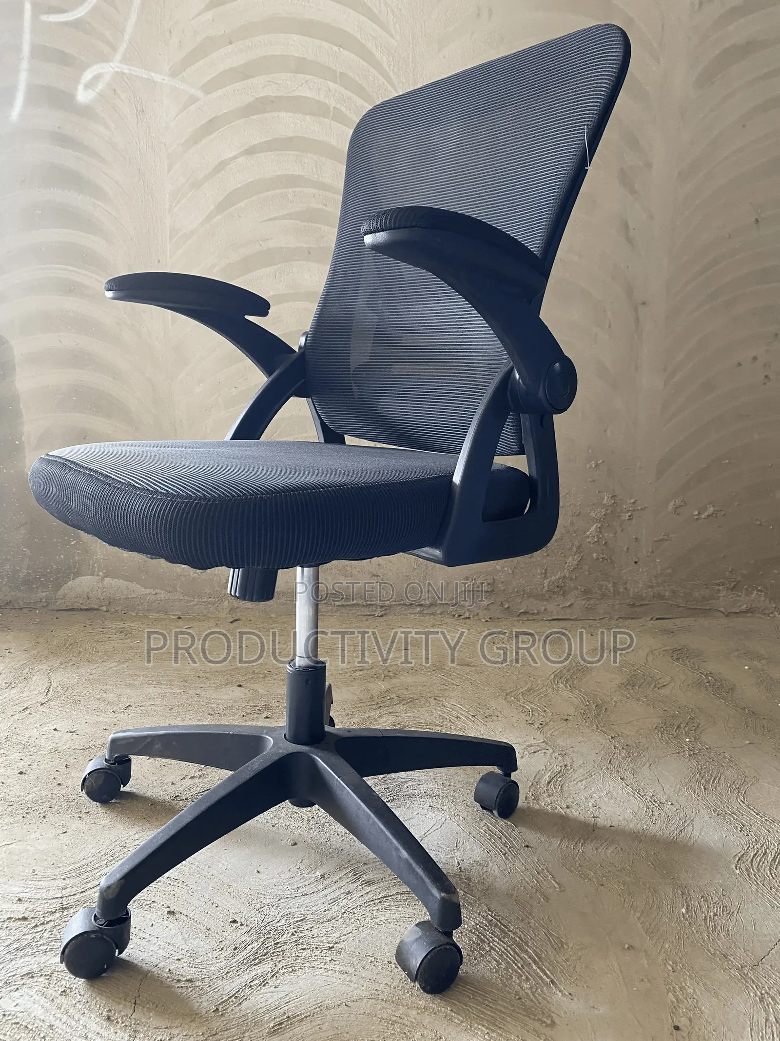 Swivel Chairs and Office Chairs - New From UK