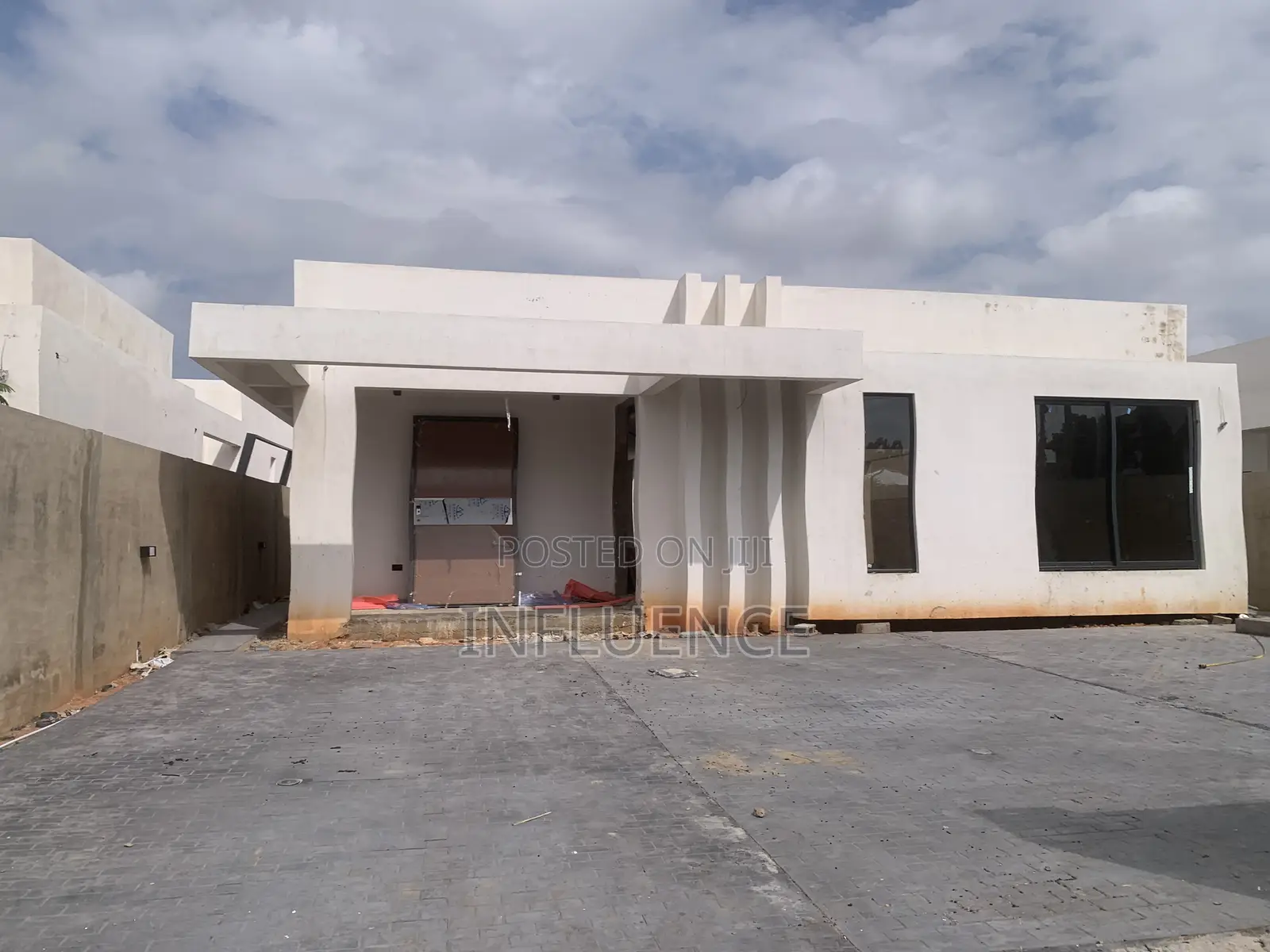 3bdrm House in East Legon Hills for sale