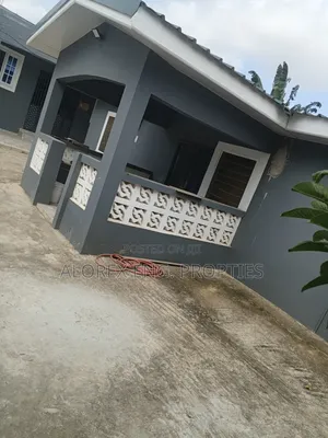 3bdrm House in Oyarifa Teiman, Pentecost for rent