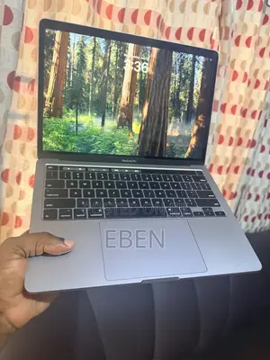 Laptop Apple MacBook Pro 2020 16GB Intel Core i7 SSD 512GB