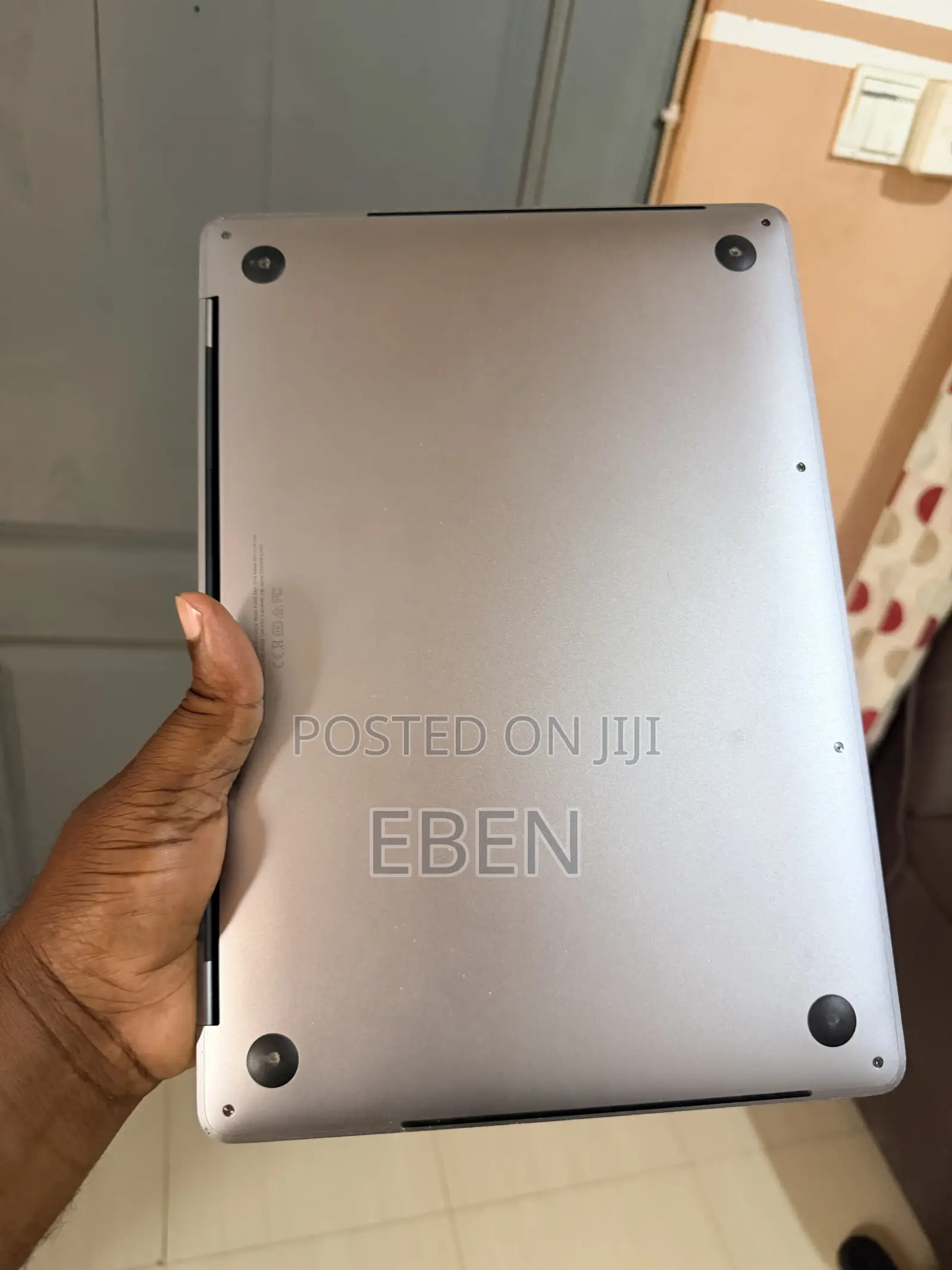 Laptop Apple MacBook Pro 2020 16GB Intel Core i7 SSD 512GB