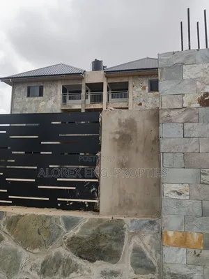 1bdrm Apartment in Adenta Amanfro, Frafraha for rent