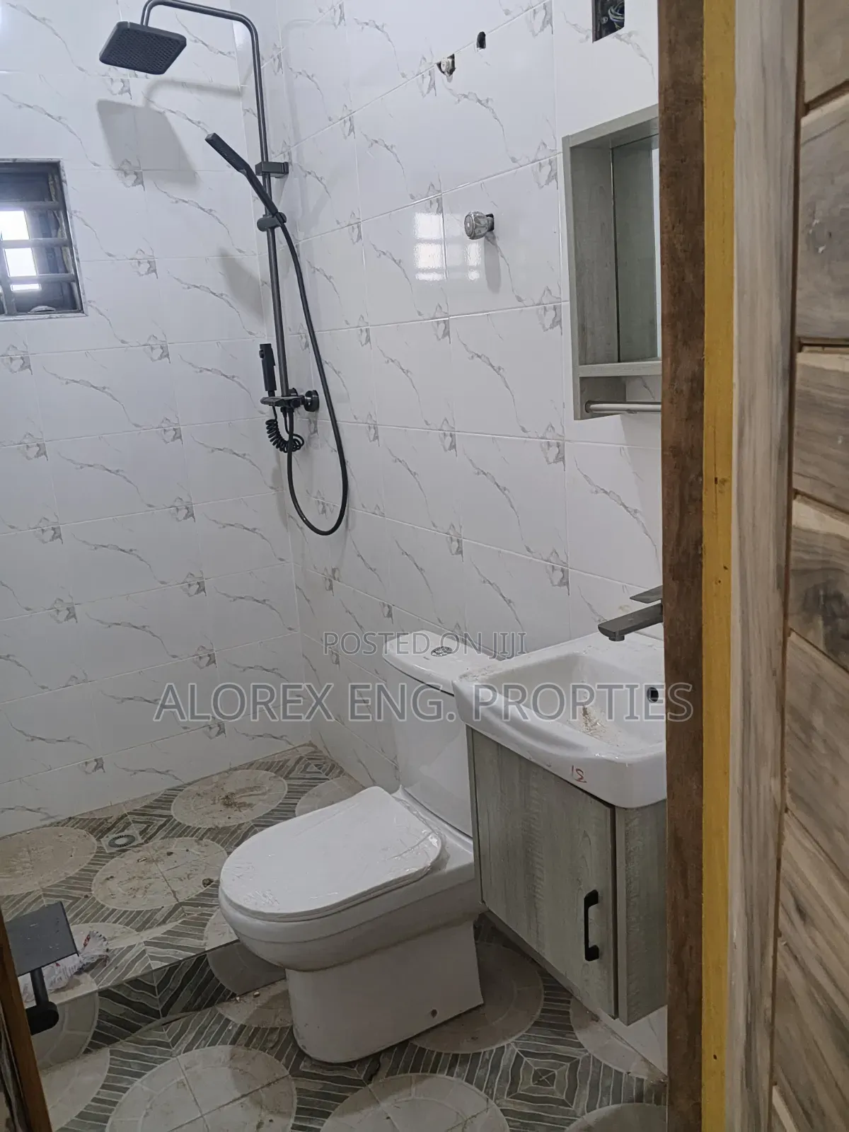 1bdrm Apartment in Adenta Amanfro, Frafraha for rent