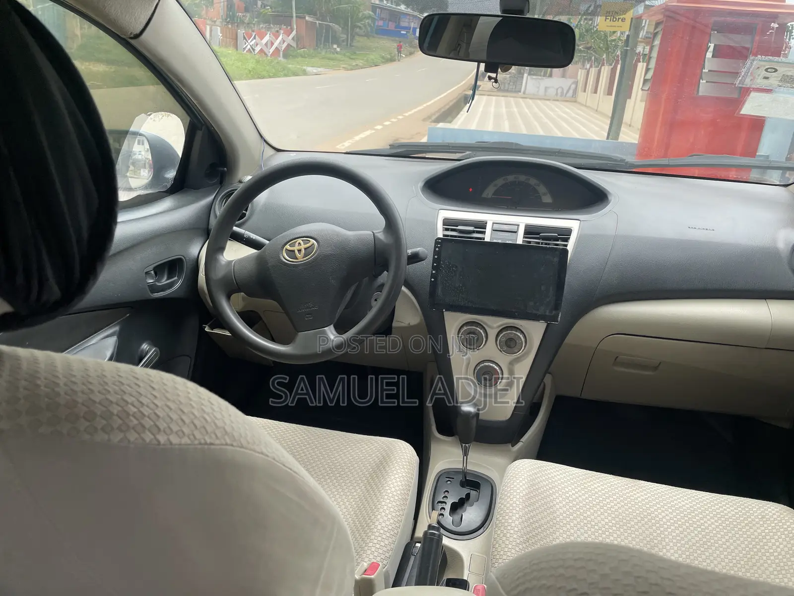 Toyota Yaris 2010 Blue