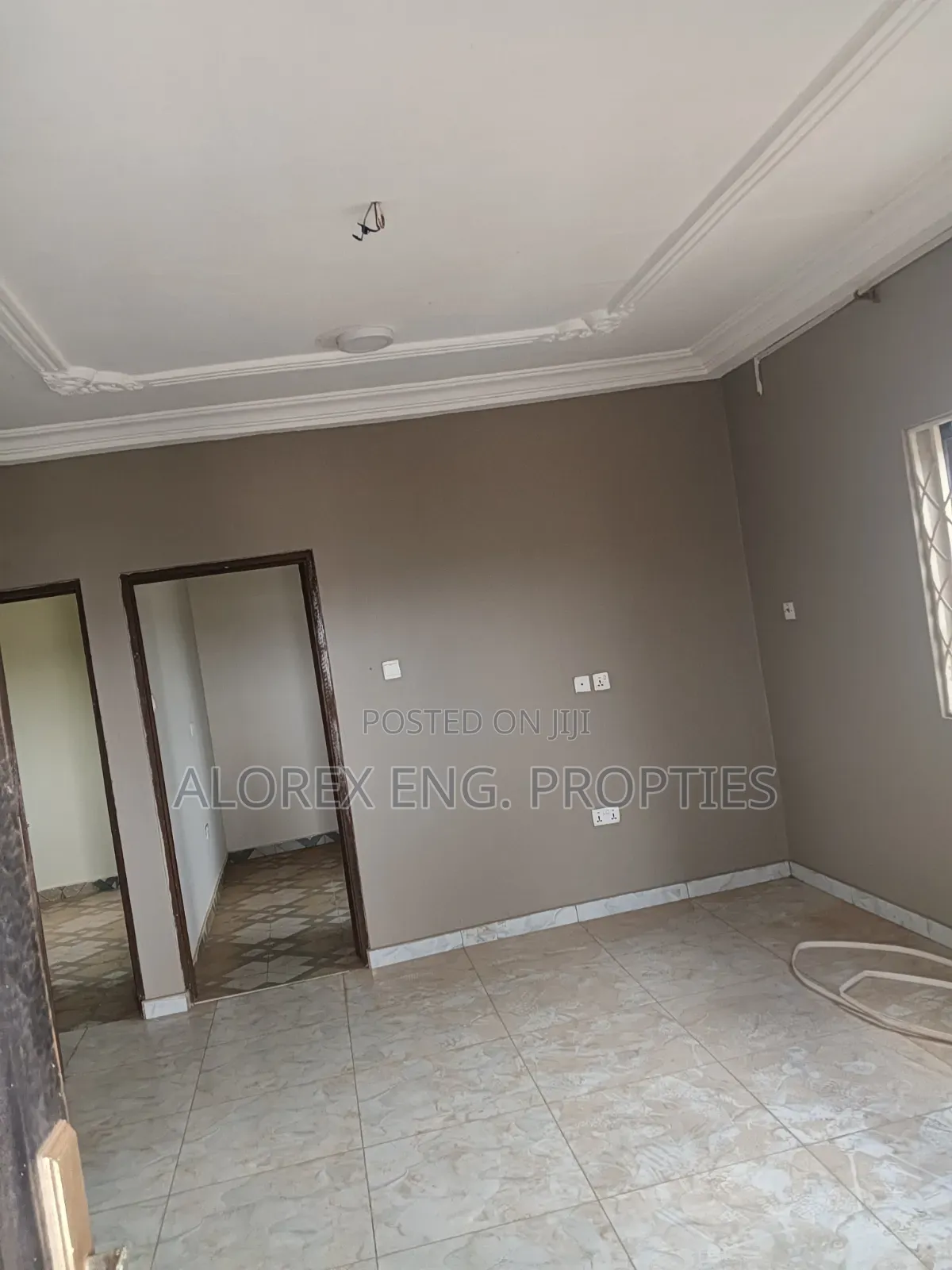 2bdrm Apartment in Adenta Amanfro, Frafraha for rent