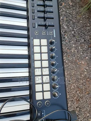 Notavation Launch Keys 49 With 16 Drumpads