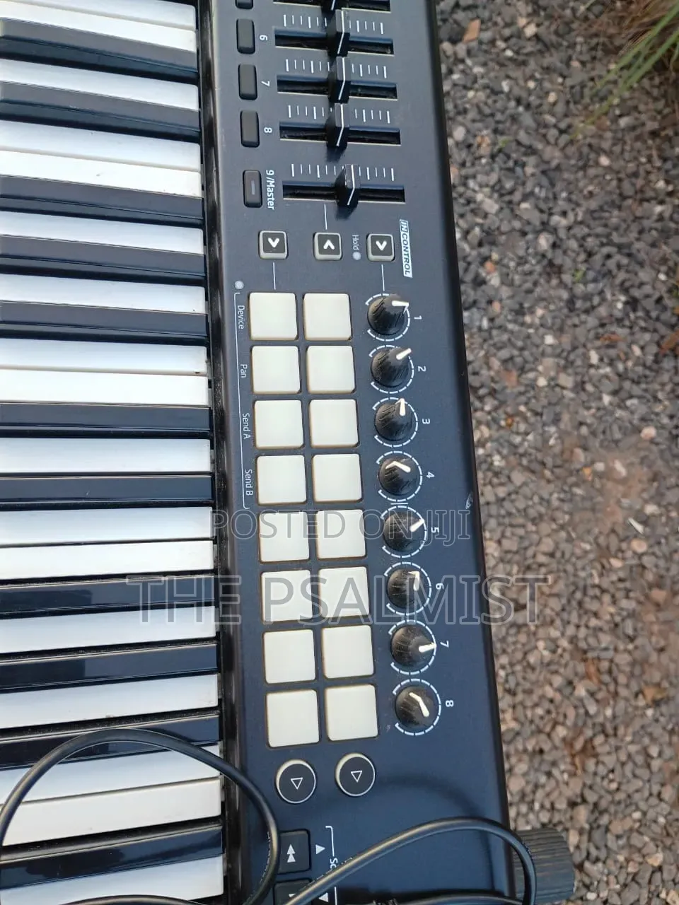 Notavation Launch Keys 49 With 16 Drumpads