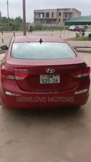 Hyundai Elantra 2013 Red