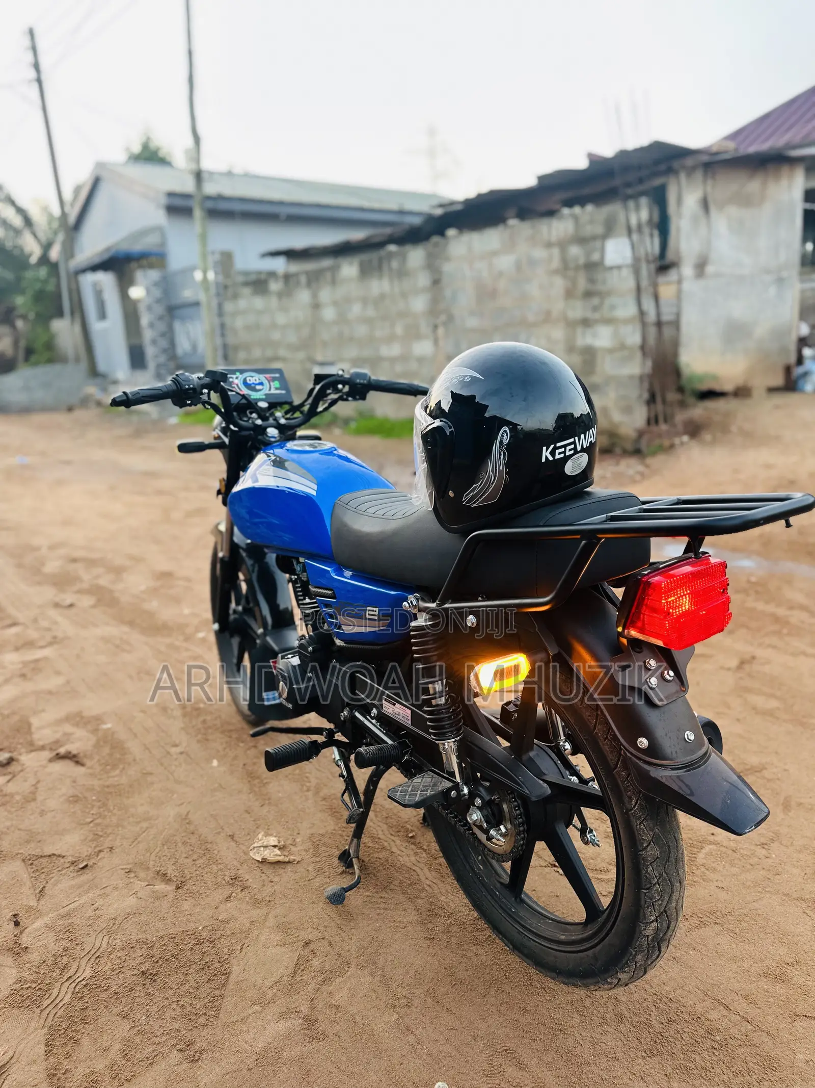 New Royal RY125 2026 Blue