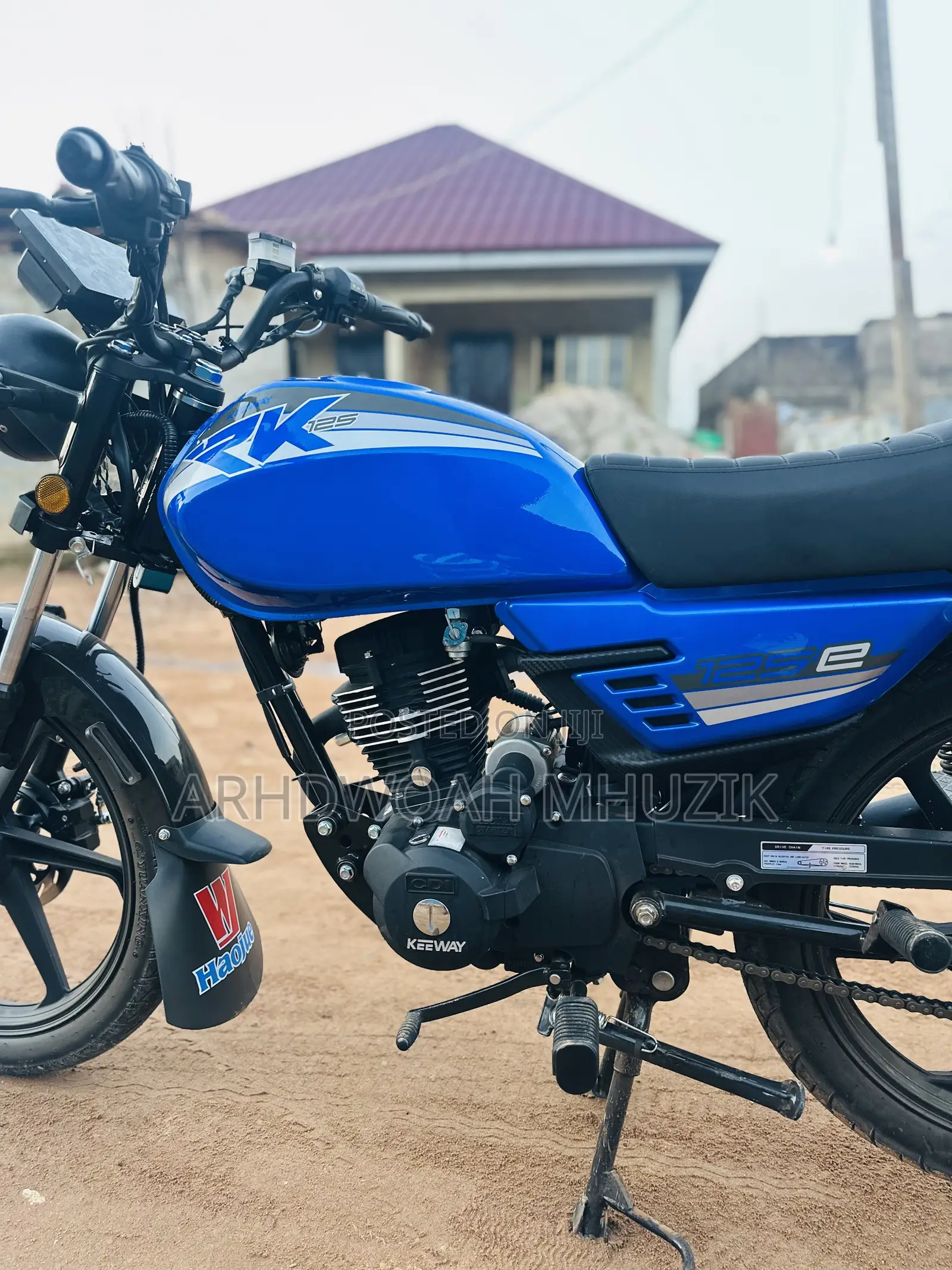 New Royal RY125 2026 Blue