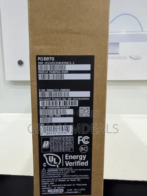 New Laptop Asus Vivobook 17 32GB AMD Ryzen 9 SSD 1T