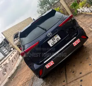 Toyota Highlander XLE 2022 Black