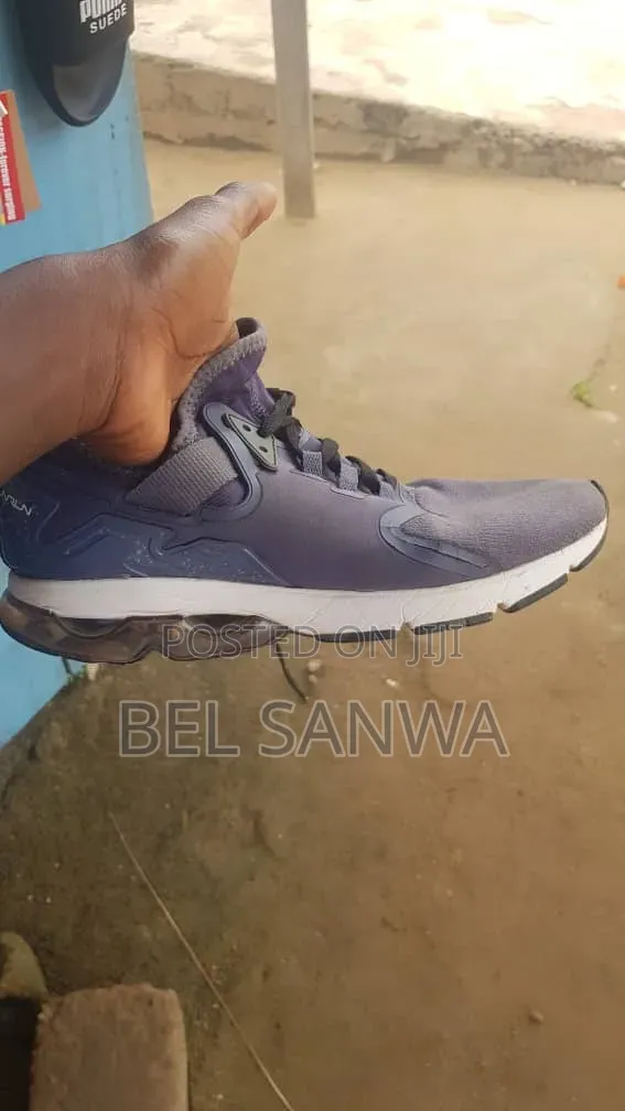 Branded/Affordable Unisex Shoe for Sale.