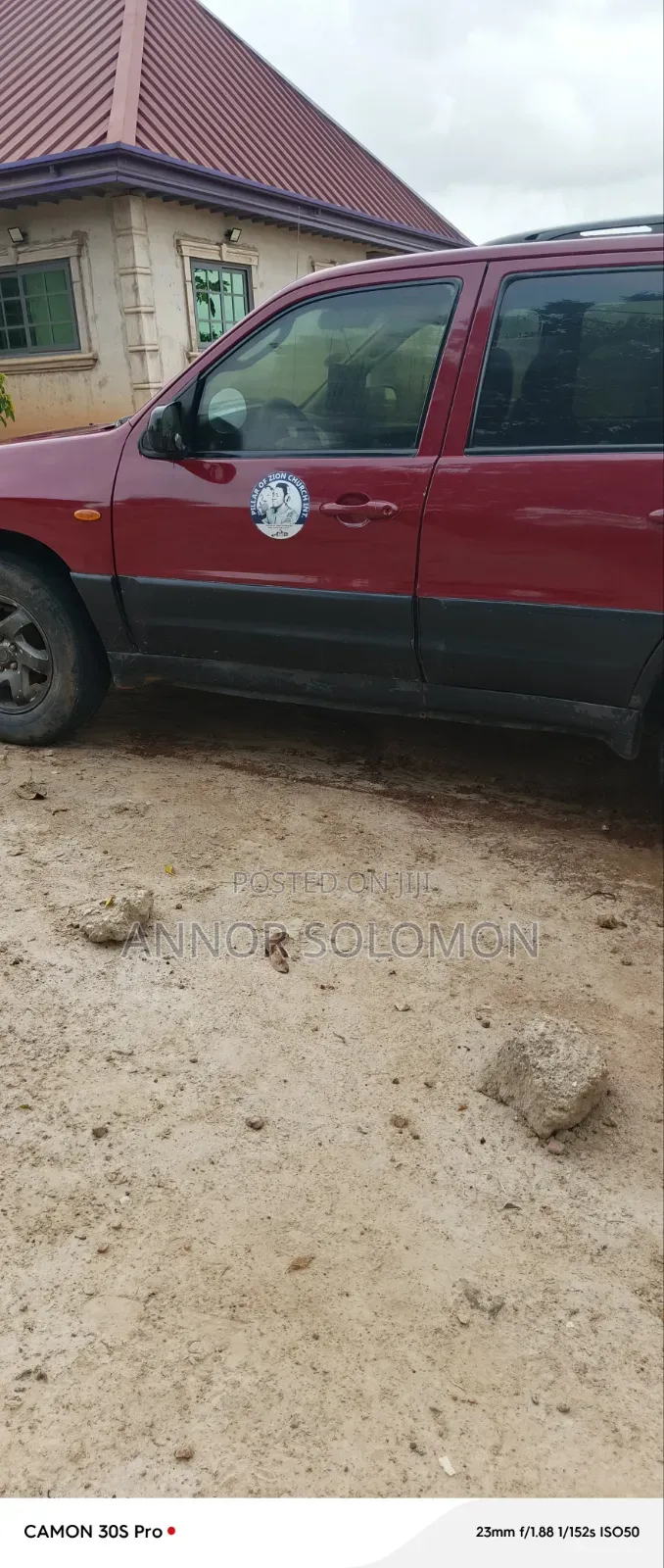 Mazda Tribute 2003 Red