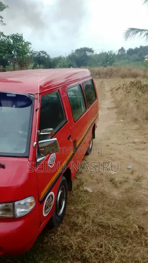 Hyundai H-100 2003 Red