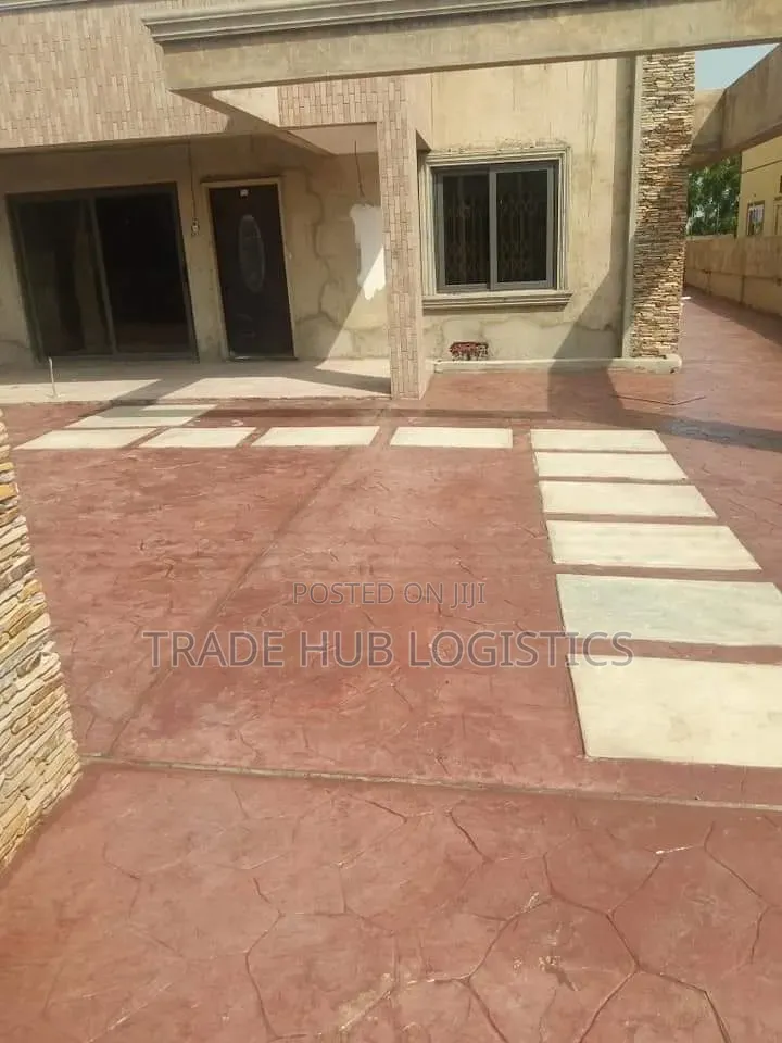 Stamped Polish Concrete, Pavement,epoxy Floor,general Construction Etc