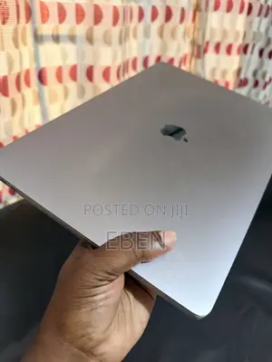 Laptop Apple MacBook Pro 2019 32GB Intel Core i9 SSD 1T