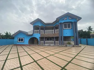 5bdrm House in Haasto Bohye, Papao for sale
