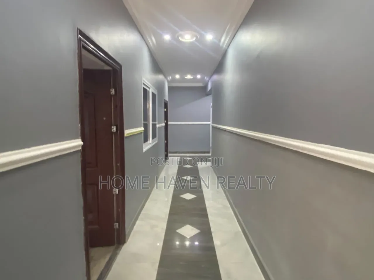 5bdrm House in Haasto Bohye, Papao for sale
