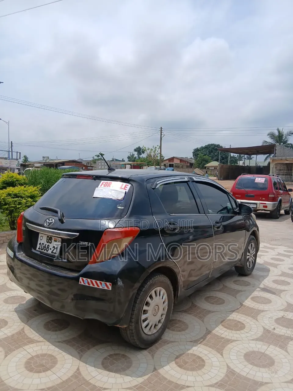 Toyota Vitz 2013 Brown
