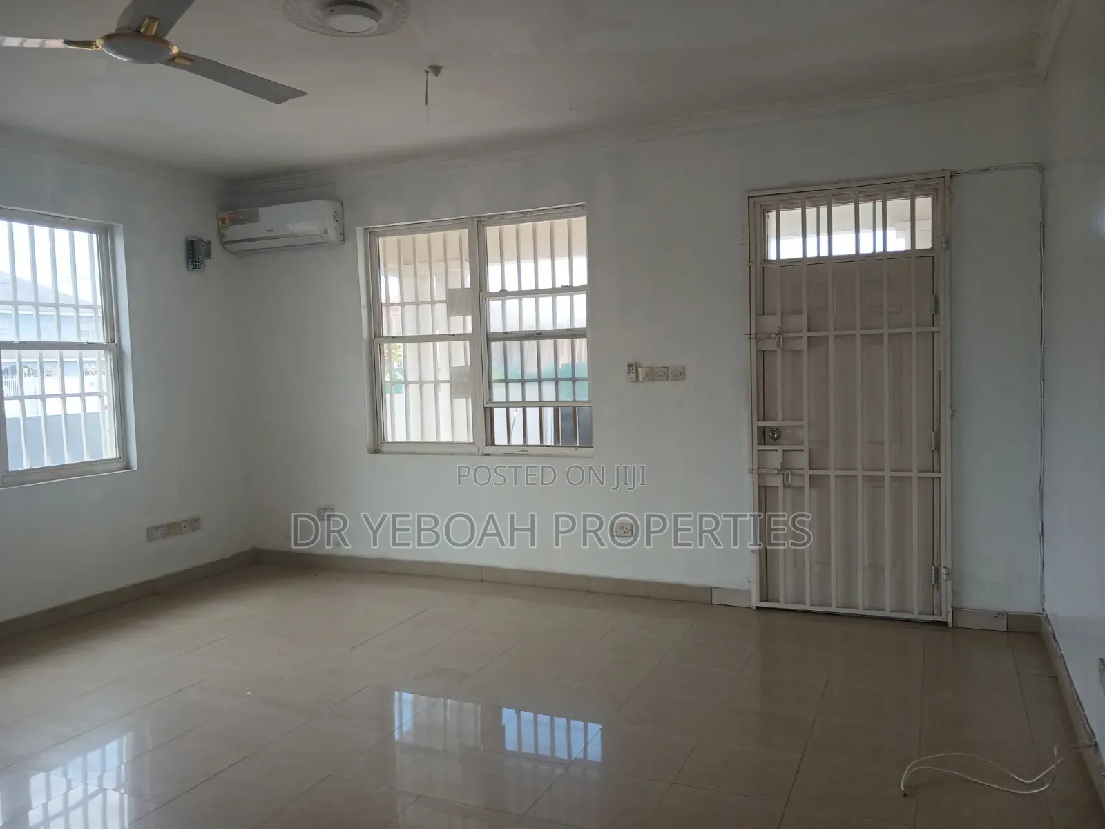 3bdrm Duplex in Spintex Manet :- 3, Papaye for rent