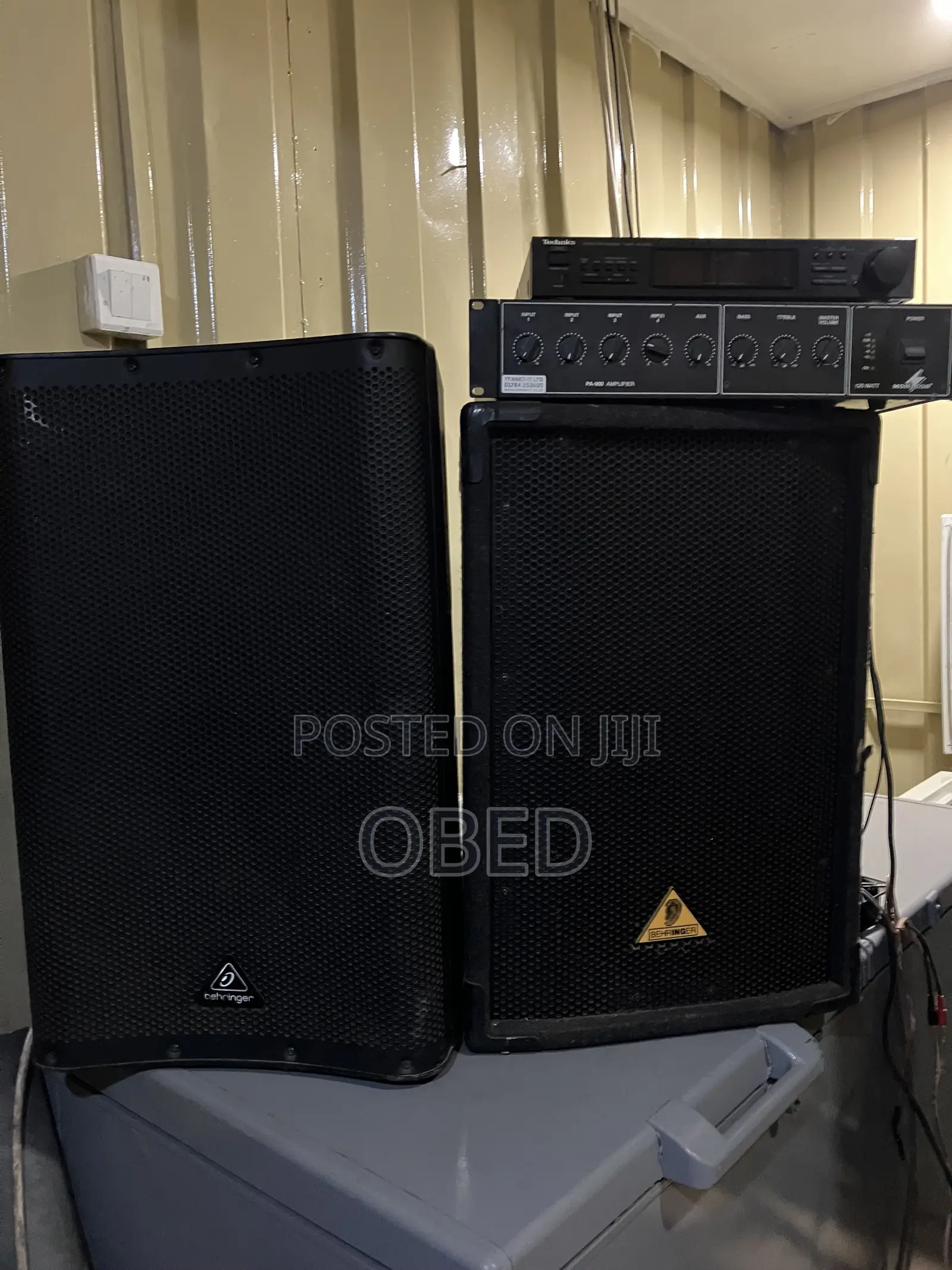 Behringer Mid Speakers
