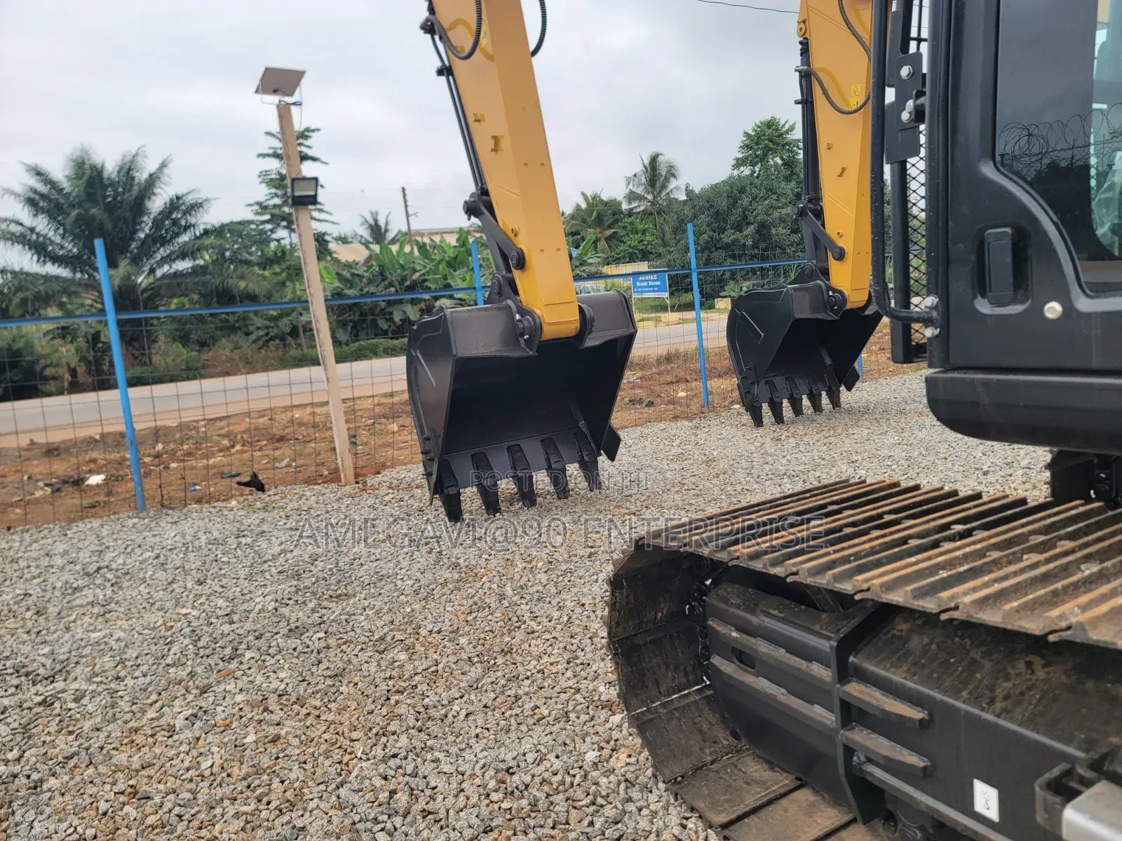 Excavator Sany 235 C