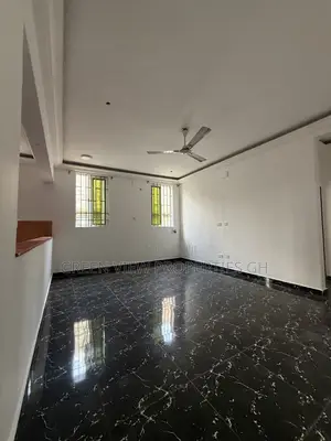 2bdrm Apartment in West Hills Mall Area for rent