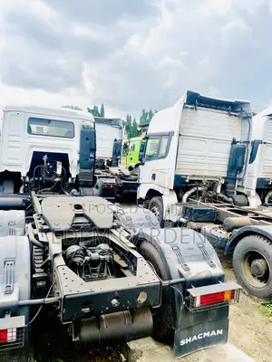Brand New SHACMAN Trailer Heads for Sale(X3000, H3000, F3000)
