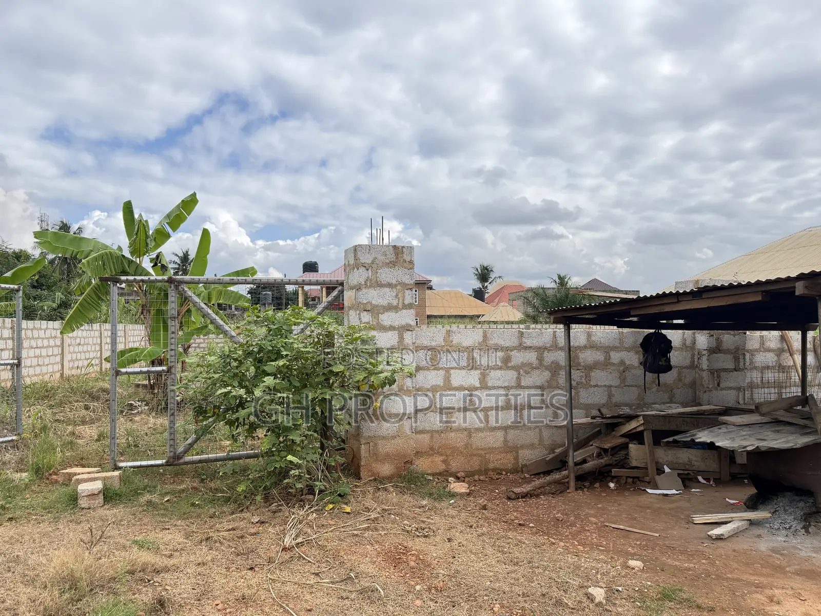 One Plot for Sale at Sokoban.