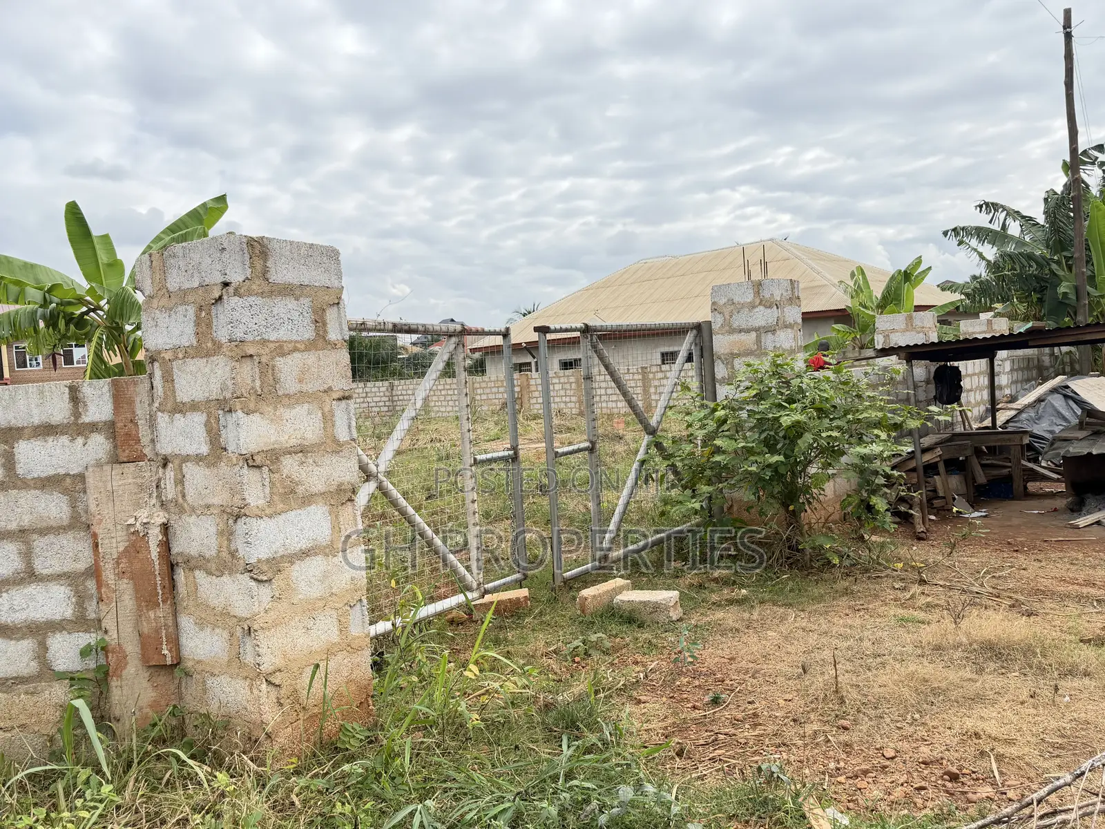 One Plot for Sale at Sokoban.