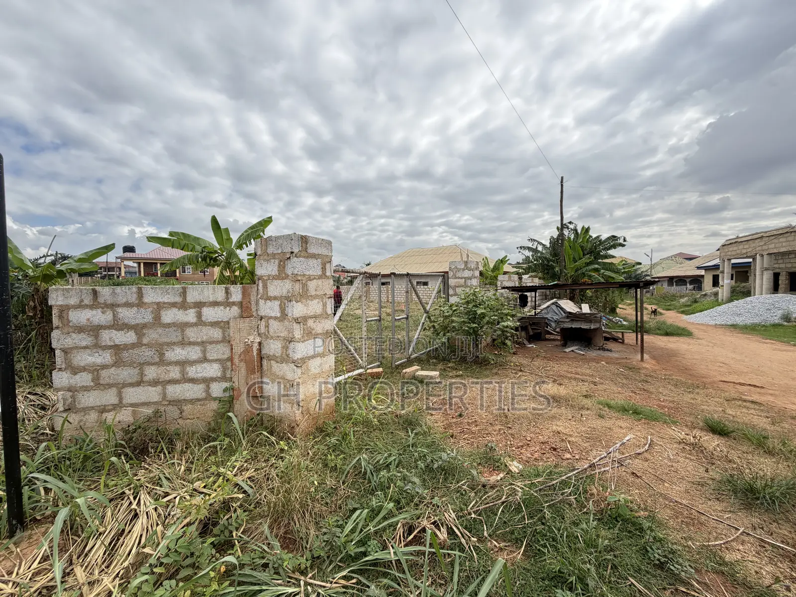 One Plot for Sale at Sokoban.