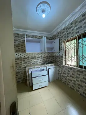 1bdrm Room & Parlour in Anyaa for rent
