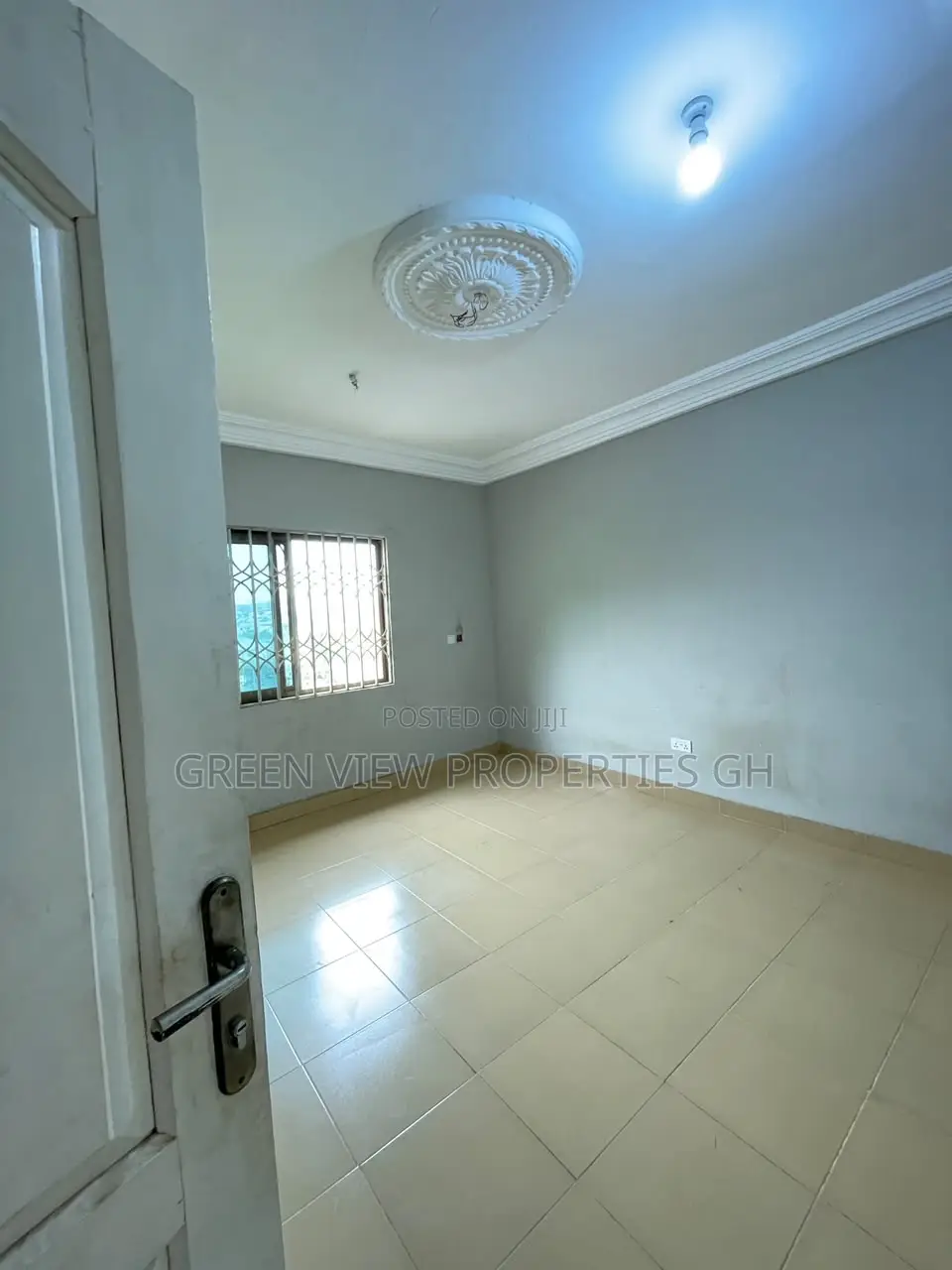 1bdrm Room & Parlour in Anyaa for rent