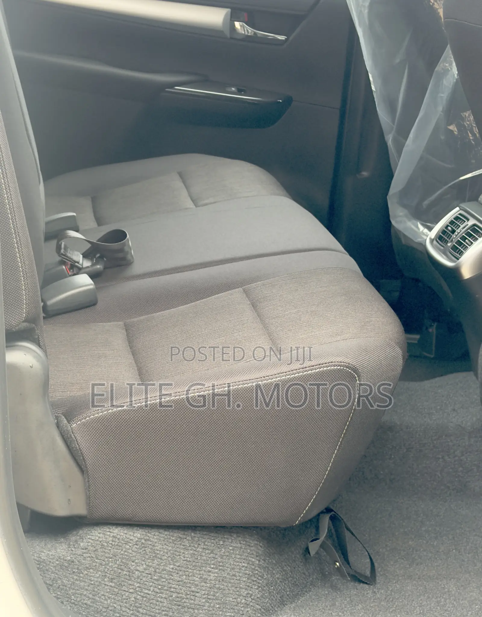 New Toyota Hilux 2025 White