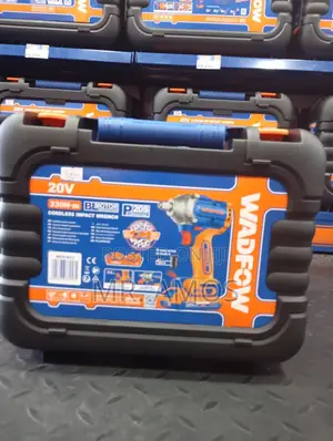 330n.M Cordless Impact Wrench With 1 Free Socket - Wcd1b33