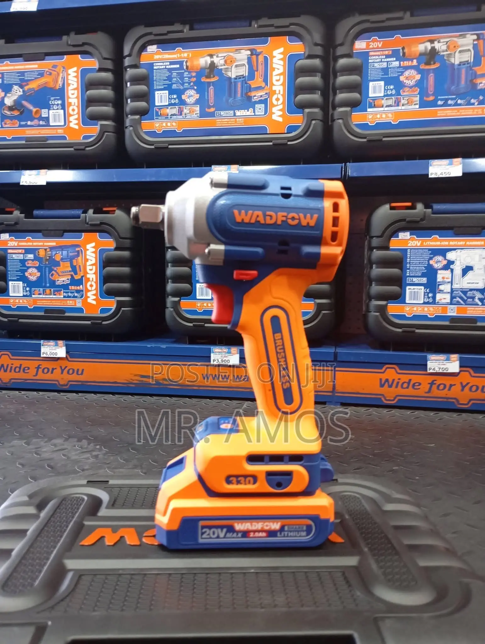 330n.M Cordless Impact Wrench With 1 Free Socket - Wcd1b33